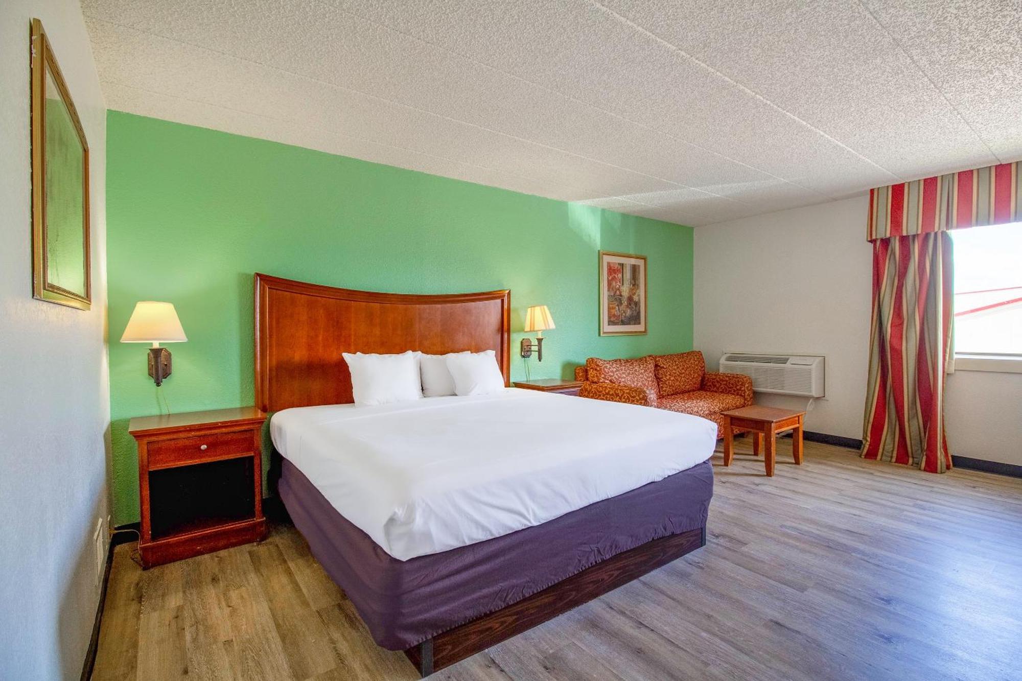 Tulsa Square Hotel Central, I-44 By Oyo Dış mekan fotoğraf