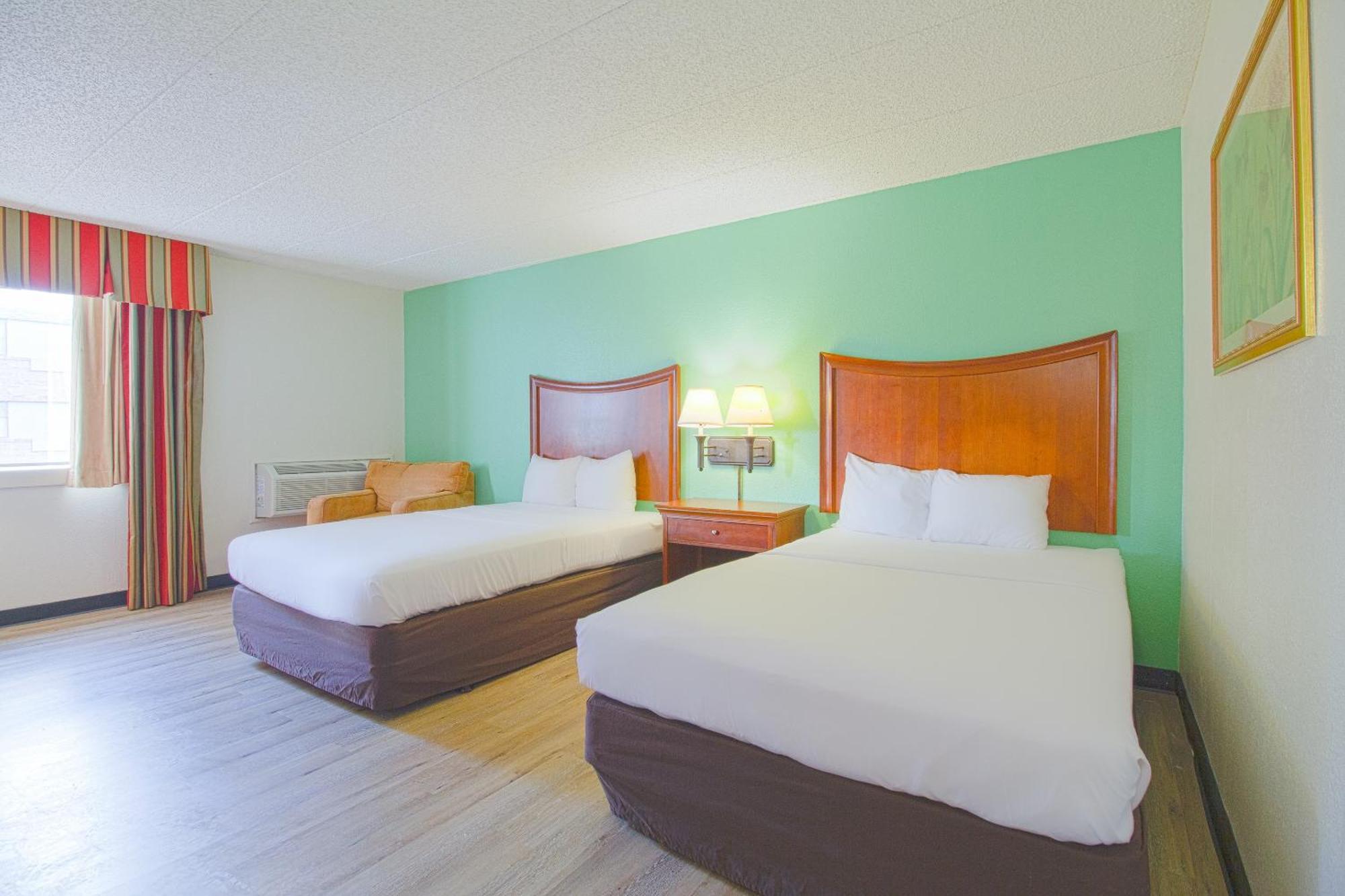 Tulsa Square Hotel Central, I-44 By Oyo Dış mekan fotoğraf